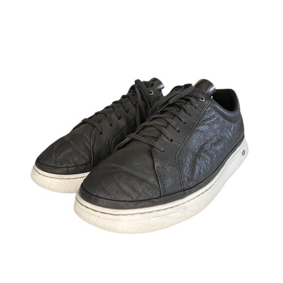 Mens UGG Cali Sneaker Low Leather Sneakers Size 11.5 Black White - Picture 2 of 6